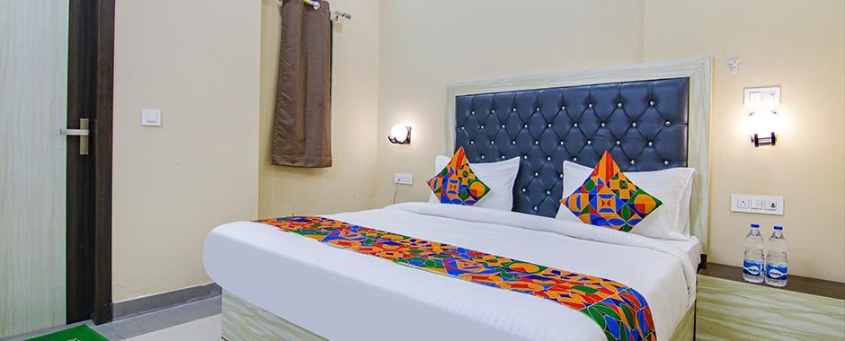 hotel with hot and cold water