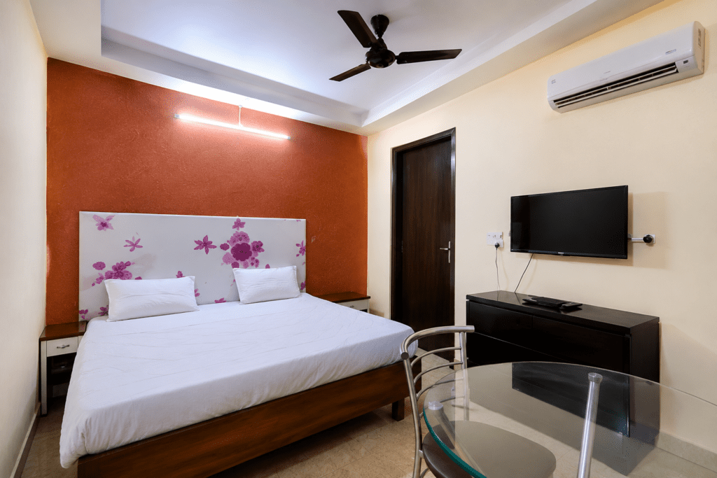 convenient hotel stays near museum